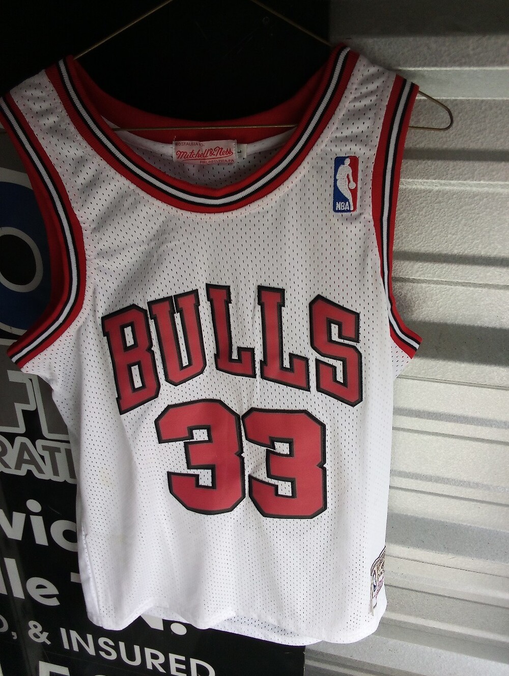 Mitchell & Ness White and Red Chicago Bulls #33 Jersey